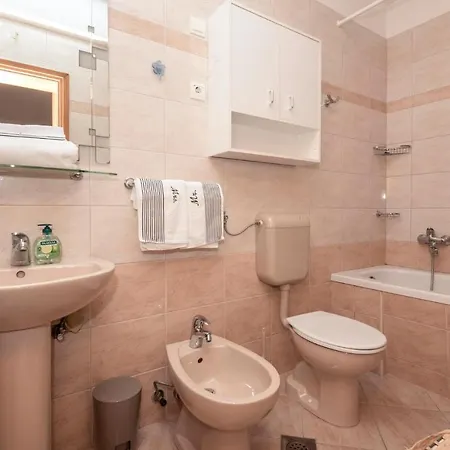 Appartement 3 Bedroom Amazing In Igrane