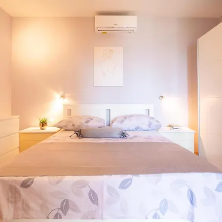 3 Bedroom Amazing In Appartement *