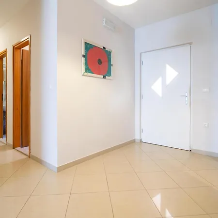 3 Bedroom Amazing In Appartement