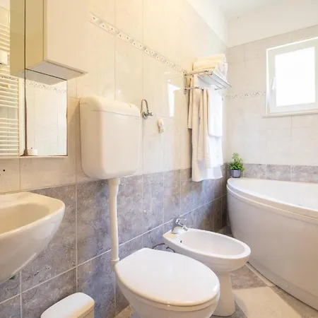 Appartement 3 Bedroom Amazing In